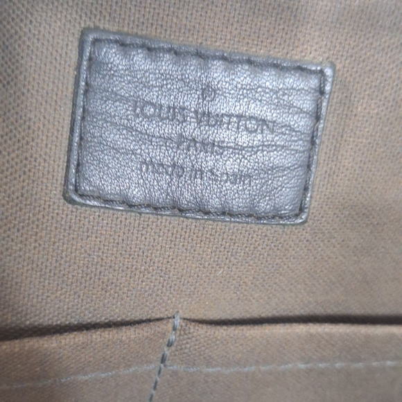 Louis Vuitton Damier Infini Porte-Documents Jour Cosmos - Picture 9 of 11